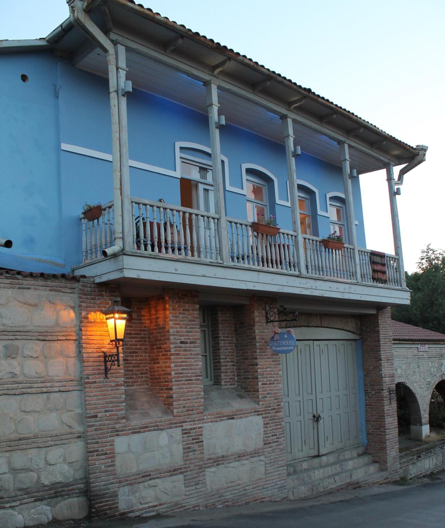 Guesthouse Honeymoon Sighnaghi Bagian luar foto